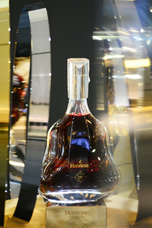 iamcar_aston martin_3